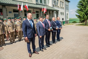 Uczestnicy uroczystości 20-lecia powstania Placówki SG w Chłopiatynie