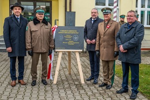 Uczestnicy uroczystości nadania imienia  Placówce SG &quot;Brygady KOP Polesie&quot; na terenie Placówki NOSG w Terespolu.