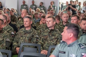 Funkcjonariusze biorący udział w Targach Ochrony Granic „GRANICE”