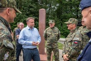 Minister MSWiA z Kadrą Kierowniczą NOSG na Trójstyku Granic we Włodawie