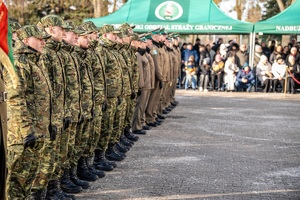 Ślubowanie nowo przyjętych funkcjonariuszy NOSG