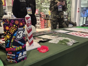 Stoisko promocyjne Nadbużańskiego Oddziału SG podczas finału WOŚP