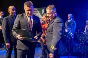 Koncert Orkiestry Morskiego Oddziału SG w NOSG z okazji 35. rocznicy powołania Straży Granicznej pt. "Zakochaj się w służbie" w CHDK