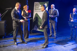 Koncert Orkiestry Morskiego Oddziału SG w NOSG z okazji 35. rocznicy powołania Straży Granicznej pt. "Zakochaj się w służbie" w CHDK