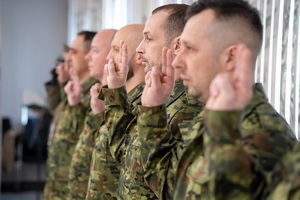 Ślubowanie funkcjonariuszy służby kontraktowej