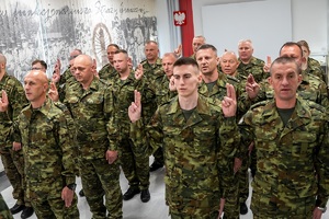 Ślubowanie funkcjonariuszy służby kontraktowej
