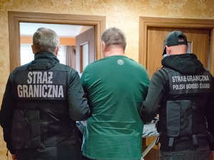 Rozbito grupę przemytników i paserów papierosów