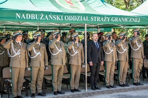 Uczestnicy uroczystości podczas uroczystości obchodów 87. rocznicy bitwy pod Wytycznem