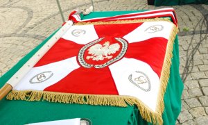 Nowy sztandar Nadbużańskiego Oddziału Straży Granicznej